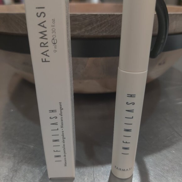 Farmasi Infinilash Lengthening Mascara 9 ml/0.30 fl oz - Picture 2 of 3